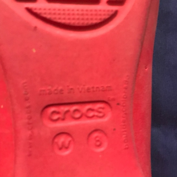 Crocs - Picture 6 of 6